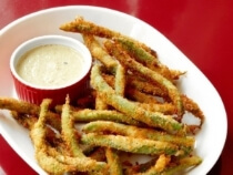 Picture of Almost-Famous Green Bean Fries Recipe